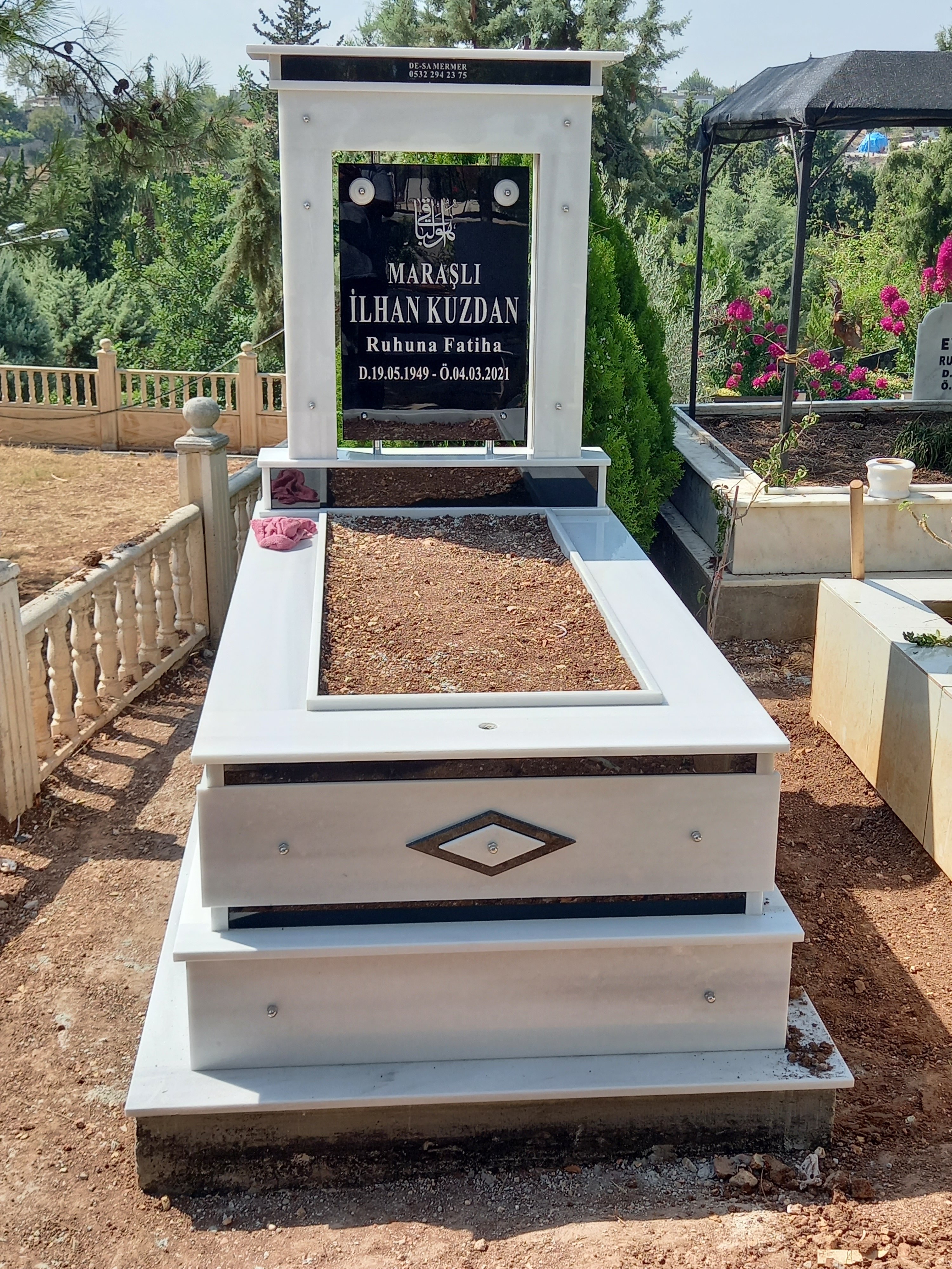 mersin mezar yapımı