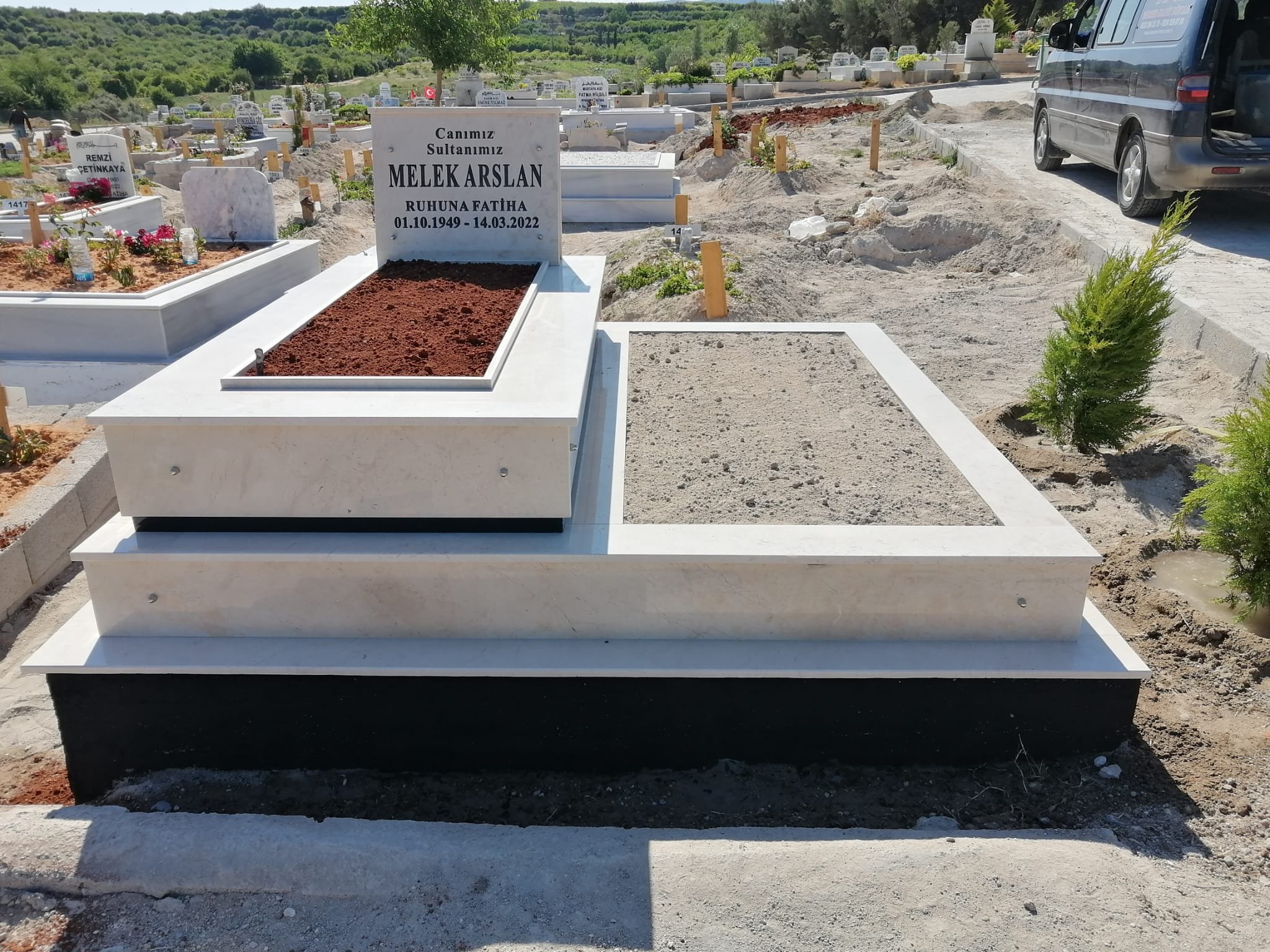 mersin mezitli mezar yapımı